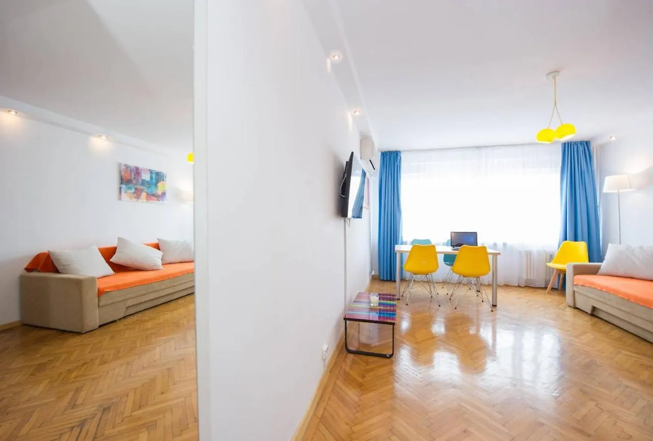 Colors Apartment Cismigiu Gardens 부쿠레슈티