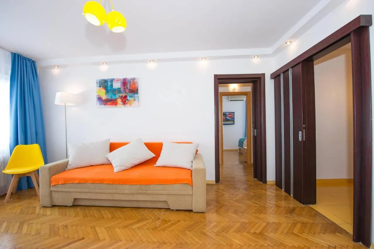 Colors Apartment Cismigiu Gardens 부쿠레슈티 0*,  루마니아