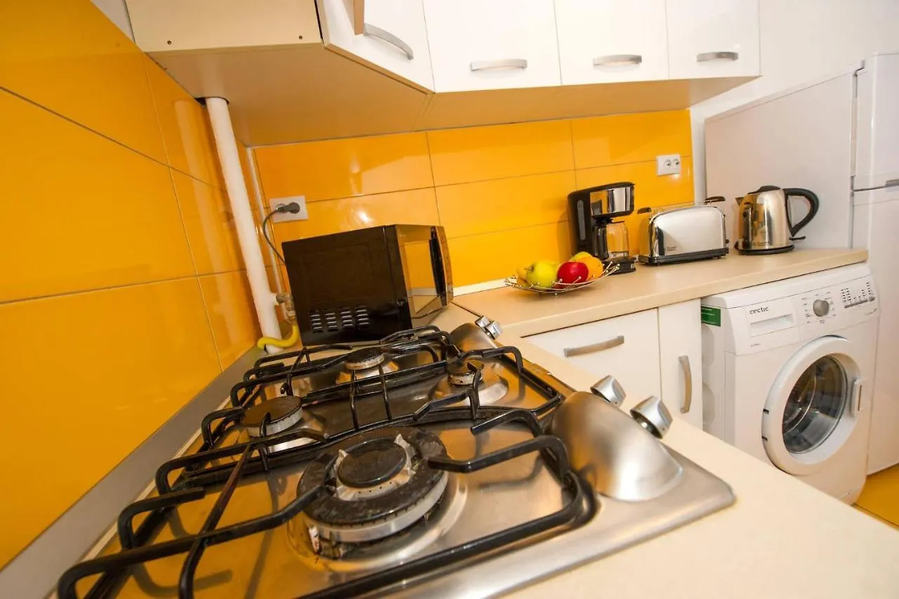 Colors Apartment Cismigiu Gardens 부쿠레슈티 0*,